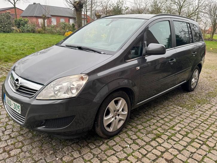 7 zitplaatsen opel Zafira benzine euro 5, Auto's, Opel, Bedrijf, Zafira, ABS, Airbags, Airconditioning, Alarm, Boordcomputer, Centrale vergrendeling