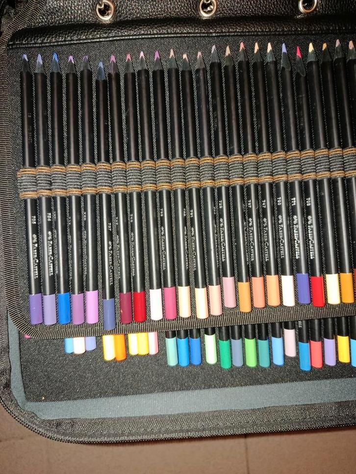 Crayons de couleur, Hobby & Loisirs créatifs, Dessin, Enlèvement