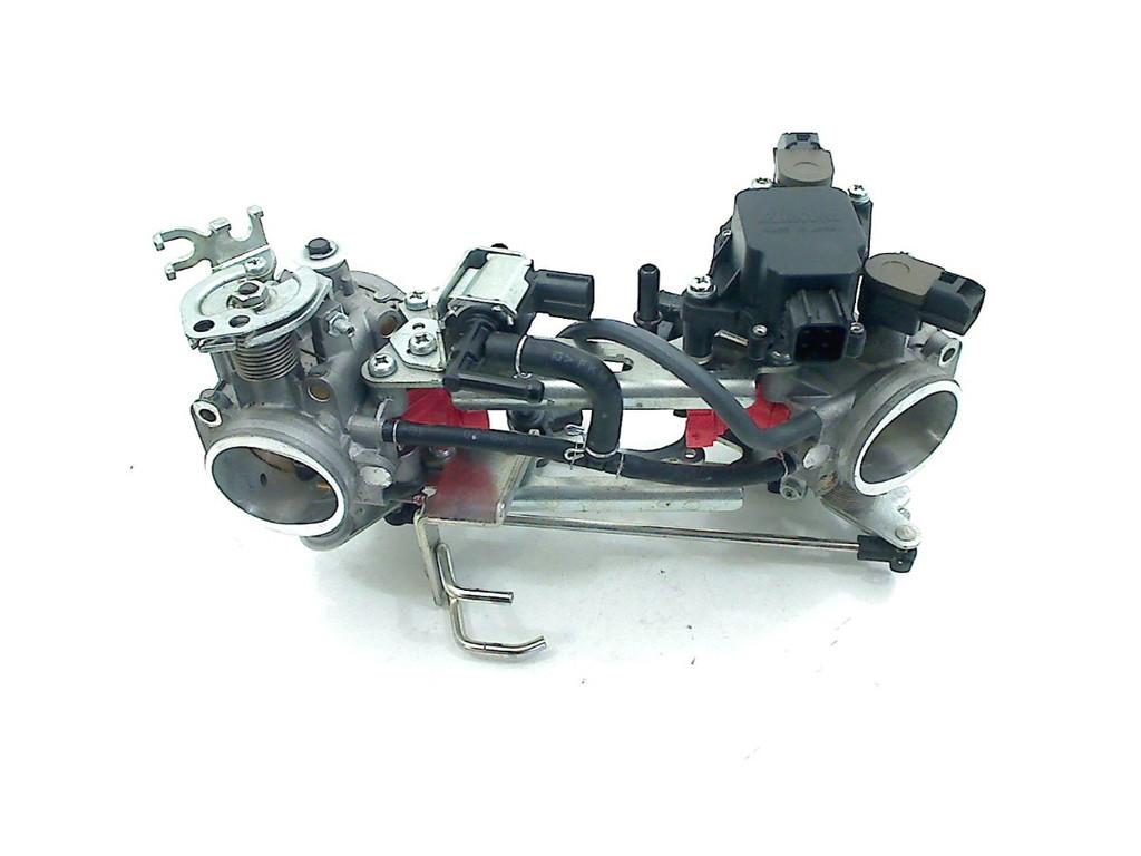 BOITIER PAPILLON Yamaha MT 09 2014-2017 (01-2014/12-2017), Motos, Dhr. S. di Majo, Utilisé, Info@cama-motorparts.nl, P.J. Troelstraweg 8 8
3144 CX  MAASSLUIS, NL