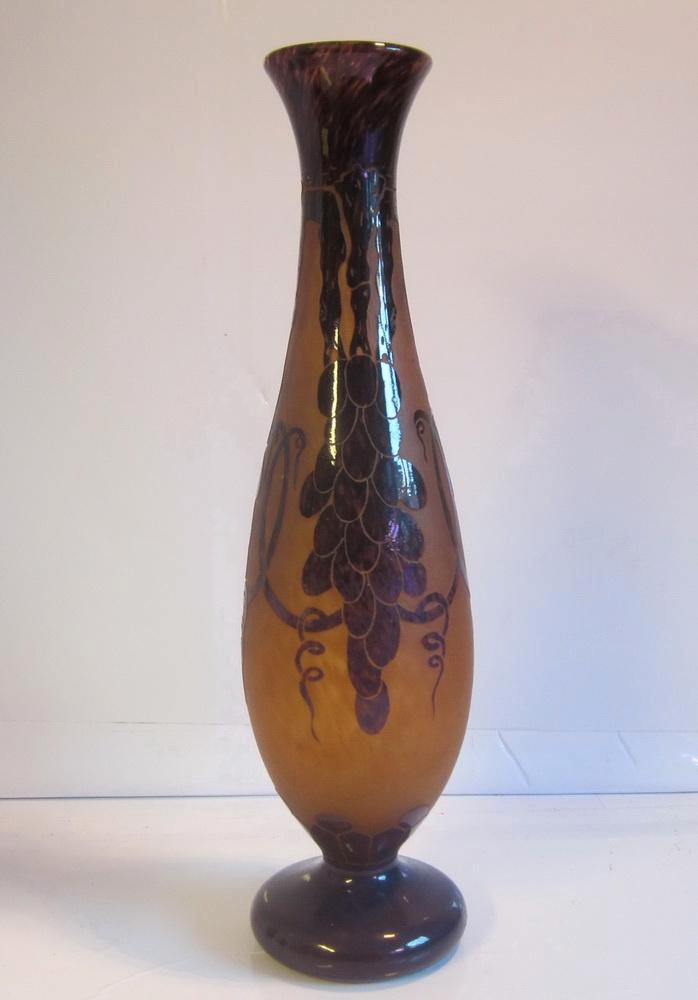 Antieke Le Verre Français vaas Ch. Schneider druif ca 1920, Antiek en Kunst, Antiek | Glaswerk en Kristal, Verzenden