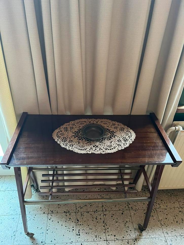 Table roulante vintage en bois, Maison & Meubles, Tables | Tables d'appoint, Comme neuf, Bois, Enlèvement