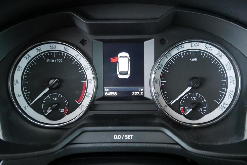 (1THQ676) Skoda OCTAVIA COMBI, Achat, Euro 6, Entreprise, 5 portes