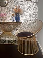 Vintage fauteuil in goudkleurig metaal en fluwelen kussen, Huis en Inrichting, Fauteuils, Ophalen, Zo goed als nieuw, Metaal