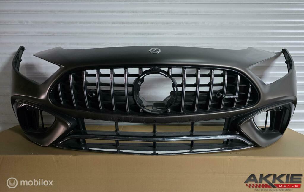 Mercedes SL 63 Bumper voor AMG W232 A2328858100, Gebruikt, Voor, Ophalen of Verzenden, Bumper