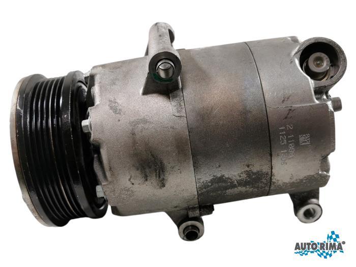Pompe clim d'un Volvo V60, -, 3 mois de garantie, -, -