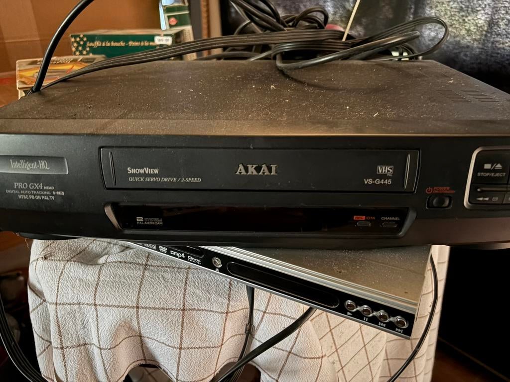 Akai VHS recorder, Ophalen, Gebruikt, VHS-speler of -recorder