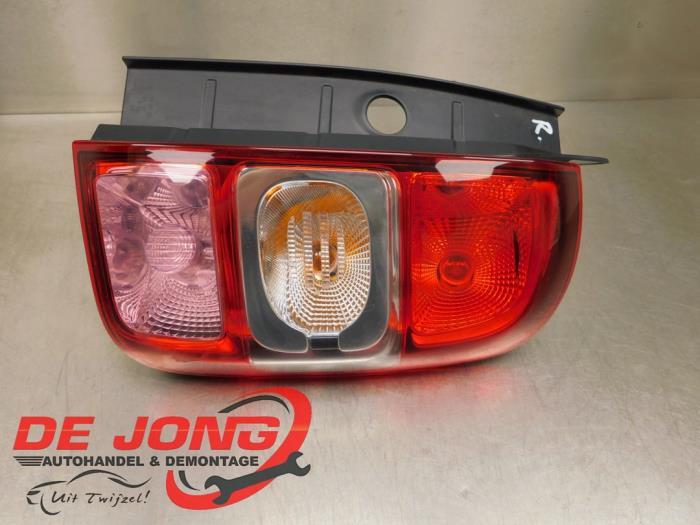Achterlicht rechts van een Dacia Duster, Auto-onderdelen, Verlichting, Dacia, Gebruikt, 3 maanden garantie, Ophalen of Verzenden
