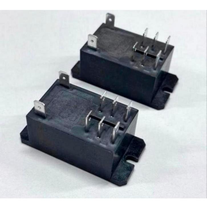 2X Hongfa HF92F-012D-2C21S Steekrelais 12V/DC wisselcontact, Hobby en Vrije tijd, Elektronica-componenten, Nieuw, Ophalen of Verzenden