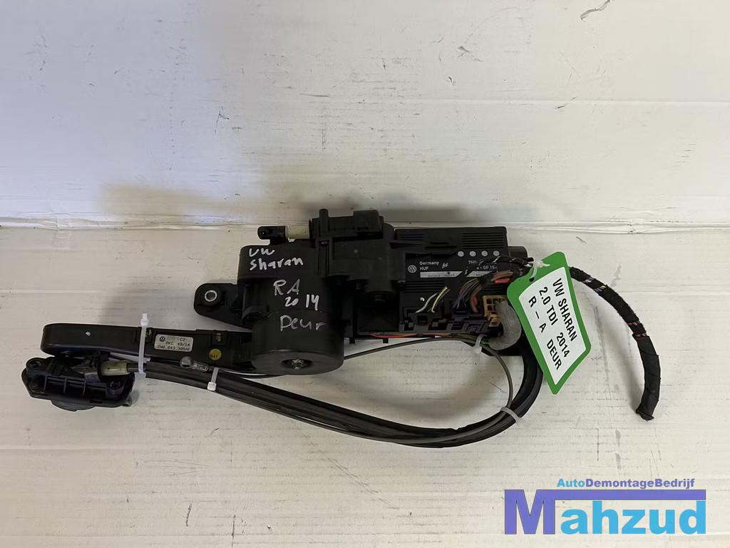 VW SHARAN 7N Rechts achter schuifdeur motor 7N0843385AF 2010, Info@fabrikant.eu, Fabrikant BV, Fabrikantstraat 1
1000 AA  Amsterdam, NL