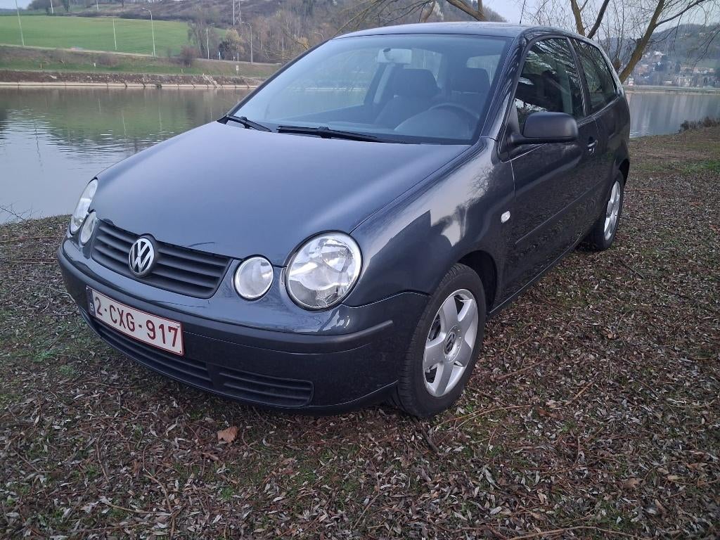 Vw polo tres propre, Autos, Argent ou Gris, Achat, 5 places, Tissu