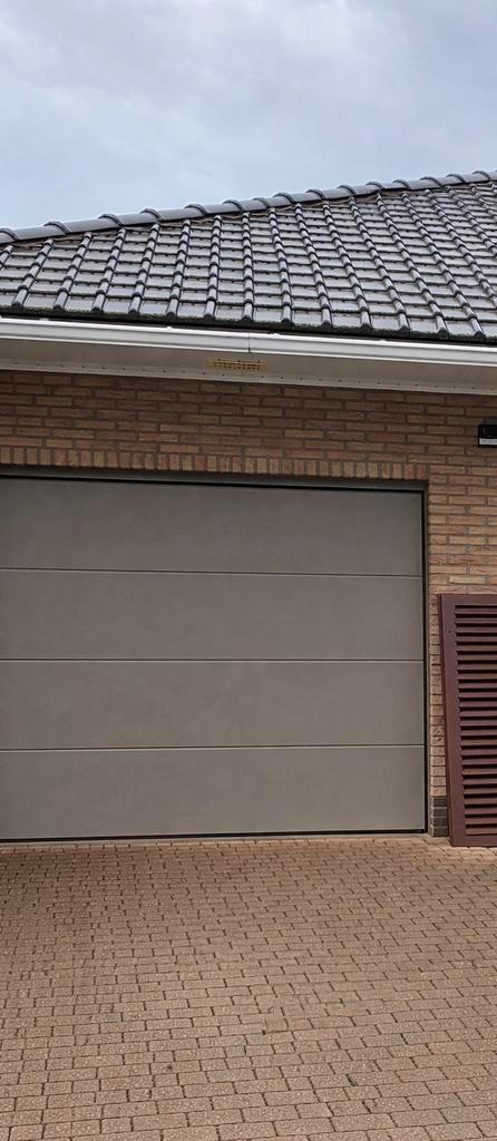 Sectionale garagepoort, Auto diversen, Autostaanplaatsen en Garages