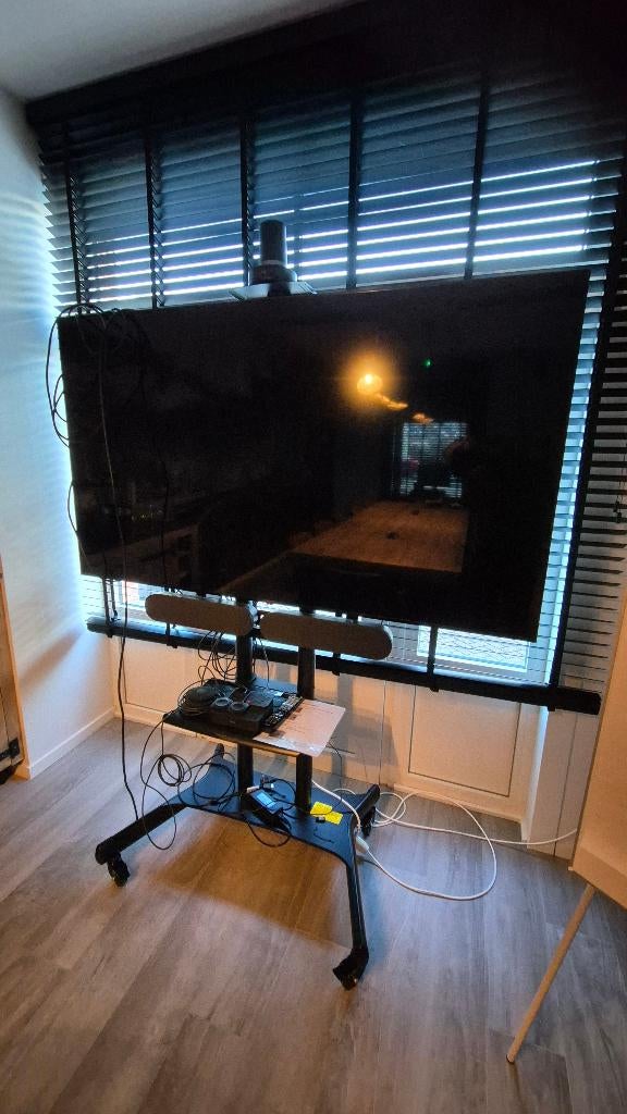 presentatie en video conferentie systeem, Ophalen, Zo goed als nieuw, Tv en Weergevers