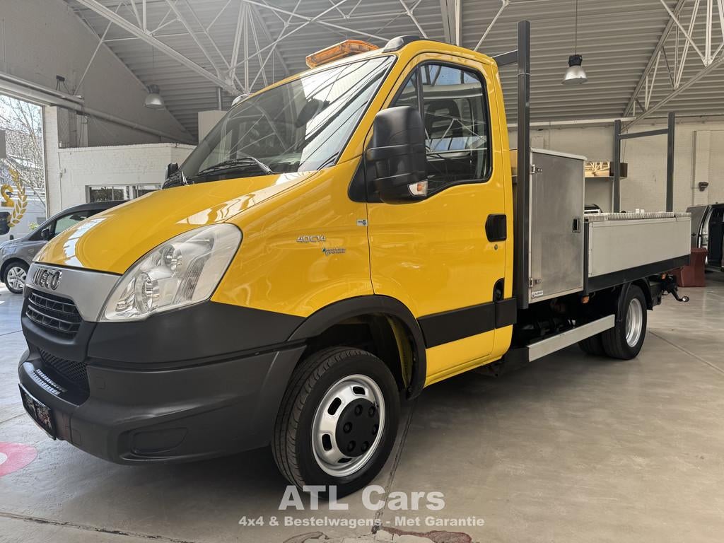 Iveco Daily | Kraan | 3.5T Trekvermogen | Keuring | 1J Garan, Auto's, 100 kW, Gebruikt, Beige, 136 pk