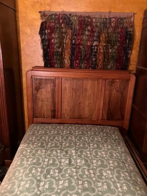 OUD HOUTEN BED MET HOUTEN BEDDEBAK., Huis en Inrichting, Slaapkamer | Bedden, Gebruikt, Tweepersoons, 120 cm, 190 cm of minder