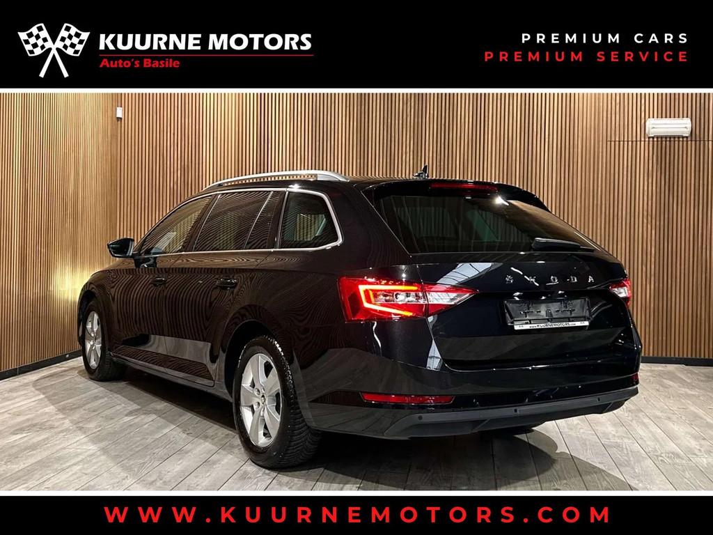 Skoda Superb Combi 2.0 TDI DSG Led/Cam/Pdc/Gps/Bt *1j garant, Auto's, Skoda, Automaat, Gebruikt, Zwart, Bedrijf