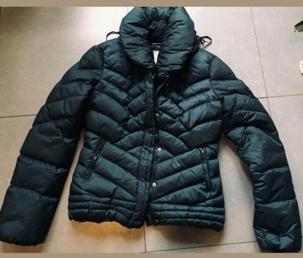Manteau femme Guess, Vêtements | Femmes, Enlèvement, Comme neuf
