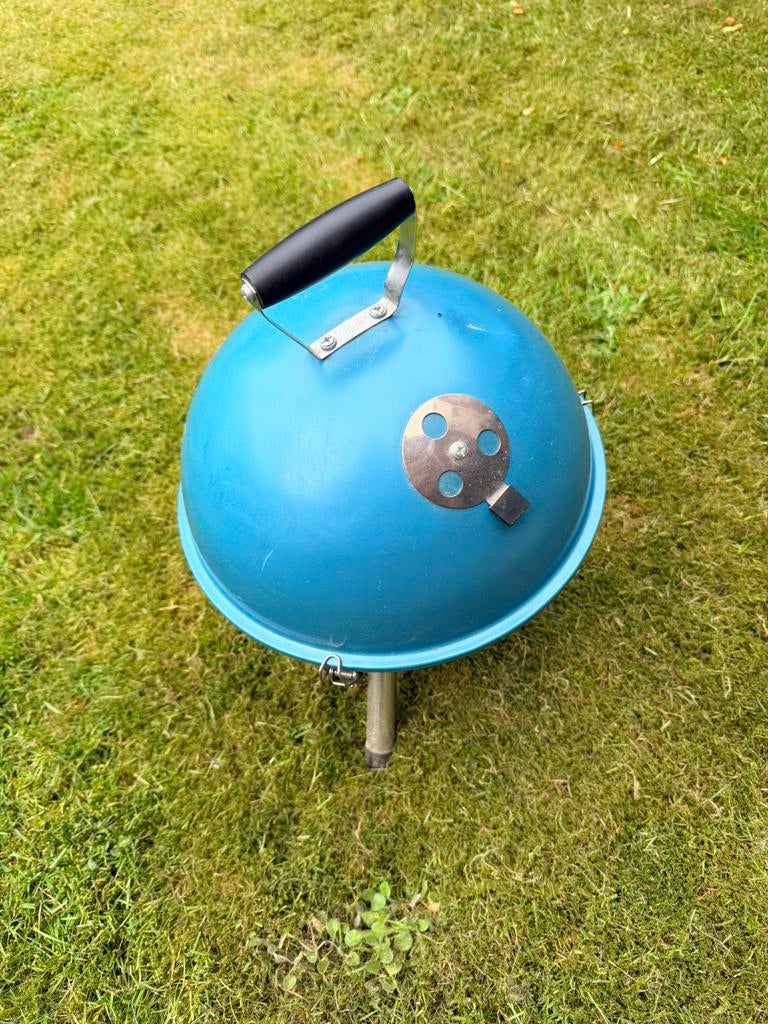 BBQ + houtskool, briquettes en aanmaakblokjes, Ophalen, Gebruikt