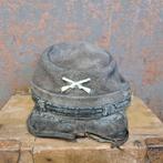 Réplique obsolète d'une casquette d'infanterie de la guerre, Envoi