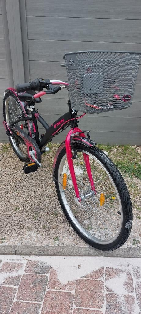 Vélo 24pouces fille de 9ans à 12ans et environs 1m25 à 1m50, Enlèvement, Vitesses