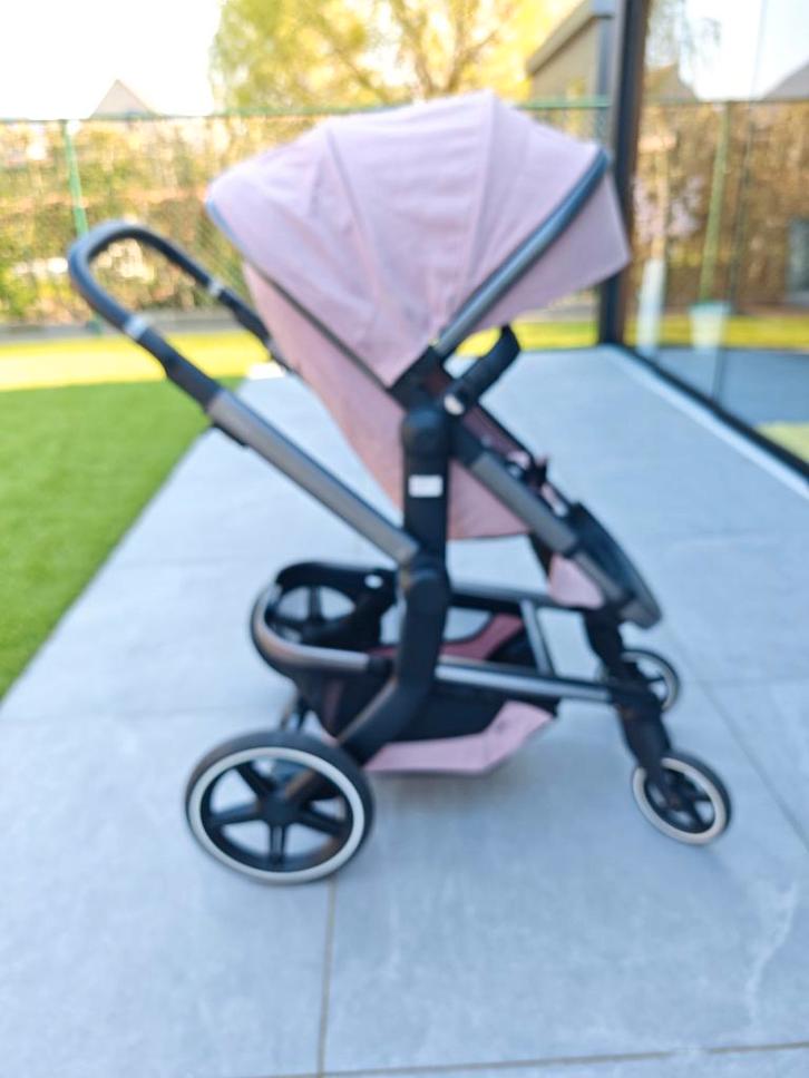 Kinderwagen Joolz Day+ Premium Pink, Enfants & Bébés, Poussettes & Combinaisons, Comme neuf, Poussette combi, Autres marques, Avec nacelle