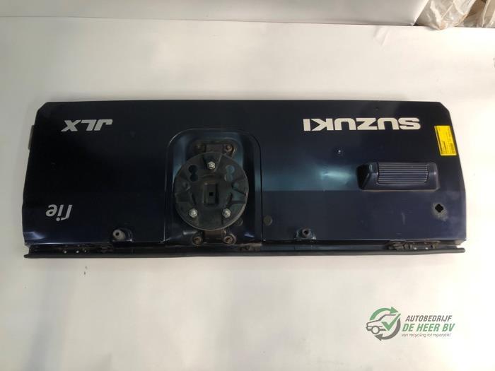 Hayon d'un Suzuki Vitara, -, Haillon arrière, Utilisé, -