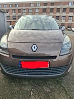 Renault grand scenic, 177 g/km, Bruin, 5 deurs, Particulier