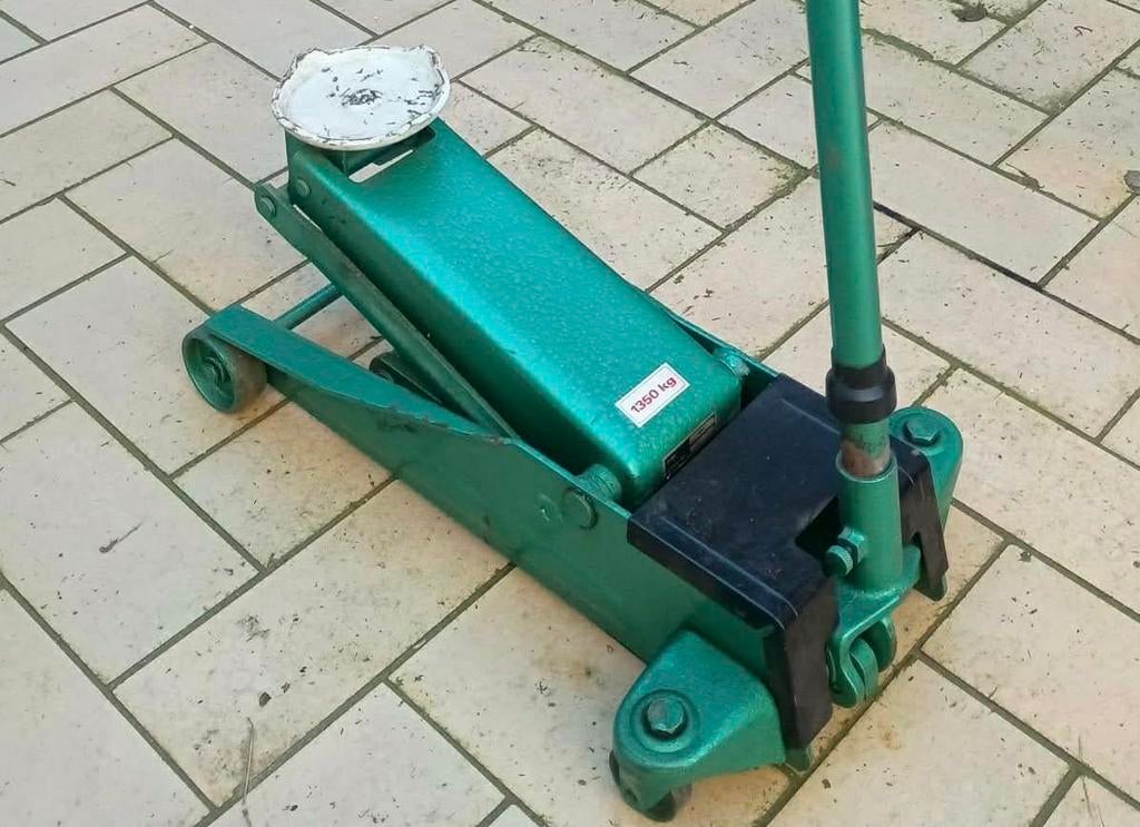 Krik, als nieuw, Ophalen