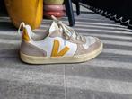Veja schoenen - 37 (valt als 36), Kleding | Dames, Schoenen, Ophalen, Geel, Sneakers, Gedragen