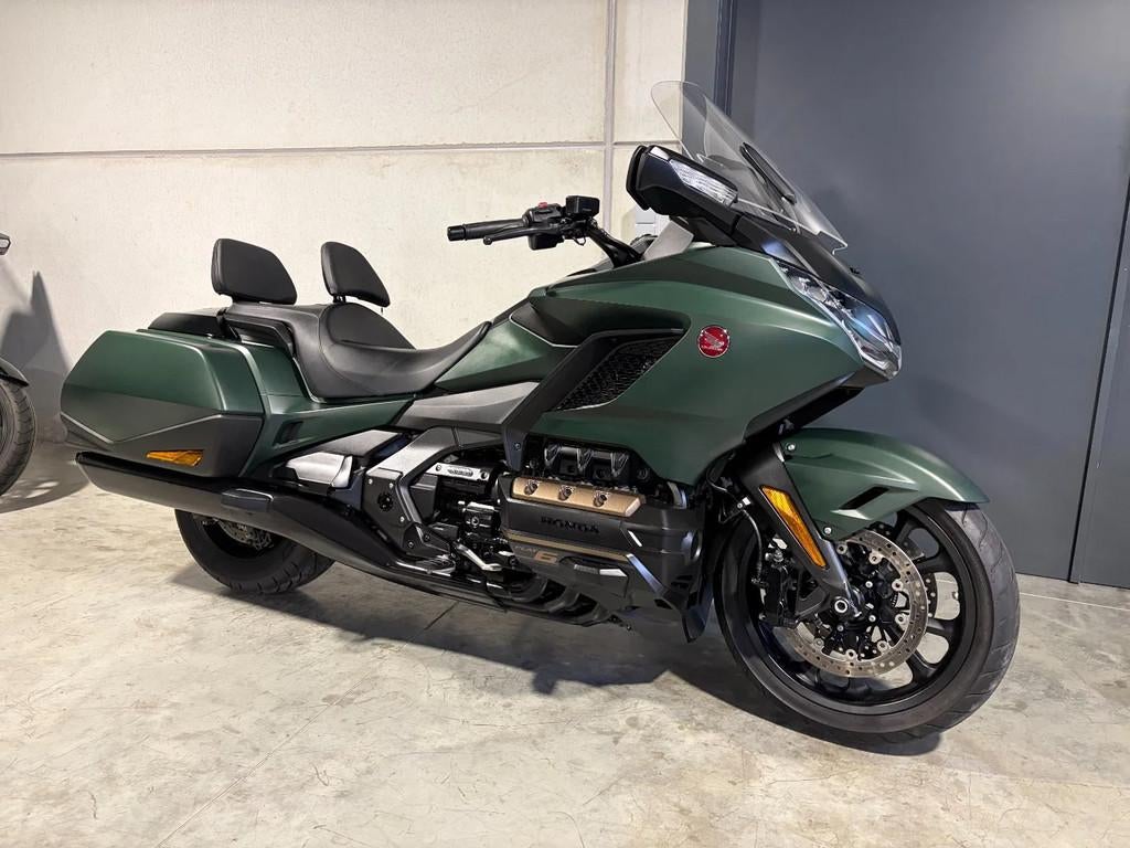 Honda GL 1800 Goldwing DCT bagger (bj 2024)