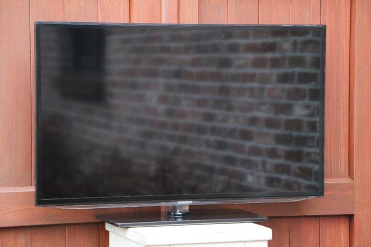 Samsung 40" LED TV, Audio, Tv en Foto, Televisies, Zo goed als nieuw, LED, Samsung, Ophalen