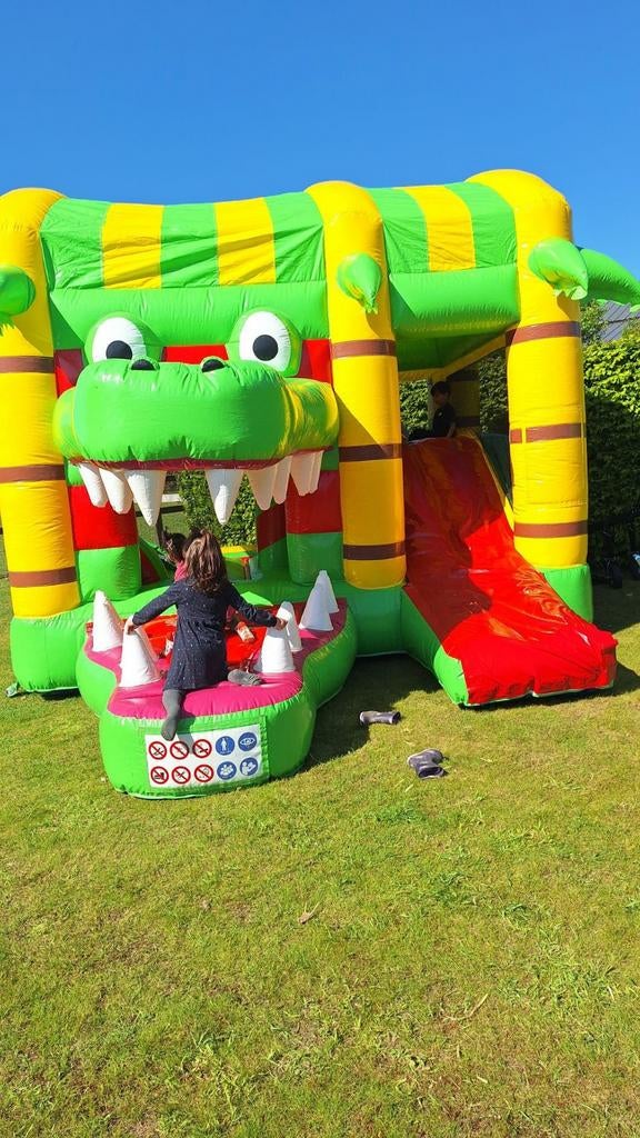 springkasteel te huur Waasland, Hobby en Vrije tijd, Feestartikelen | Verhuur, Ophalen