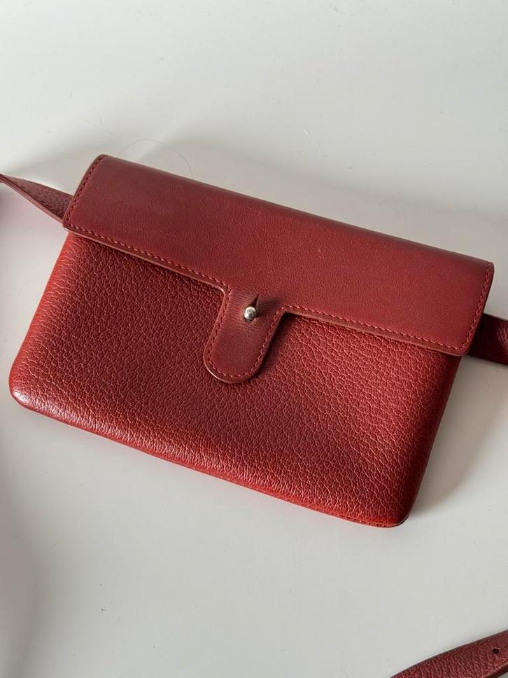 Heuptasje - handtas delvaux, Handtassen en Accessoires, Tassen | Damestassen, Zo goed als nieuw, Handtas, Ophalen