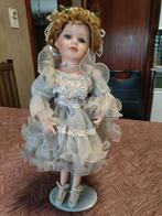 Antieke ballerina op voet heel oud en mooi, Antiek en Kunst, Antiek | Speelgoed, Ophalen