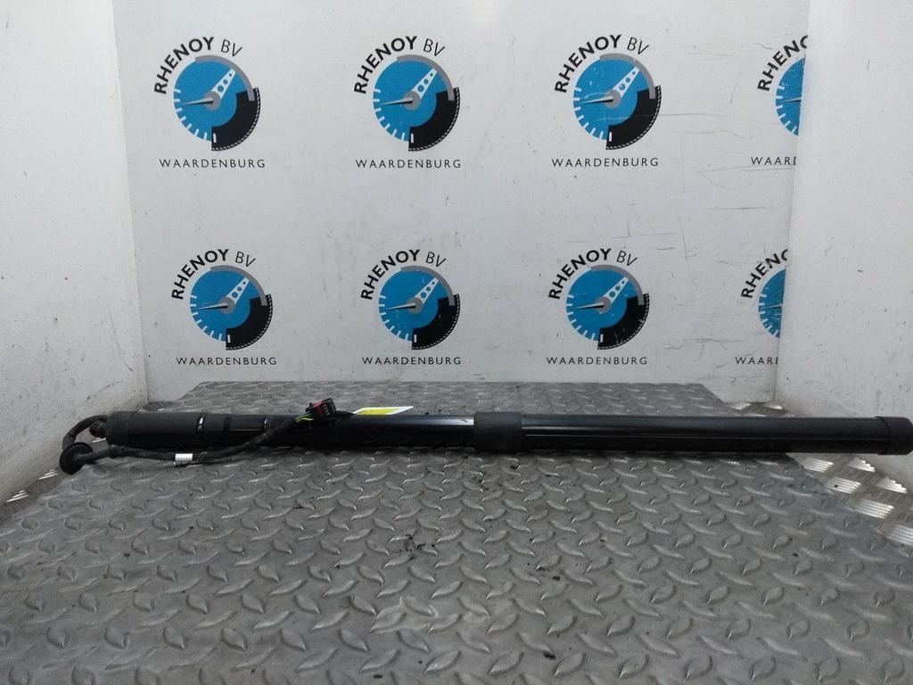 FORD FOCUS C MAX Titanium  ACHTERKLEP GASVEER / ELEKTRISCHE, Ophalen of Verzenden, Gebruikt, Stiba lid