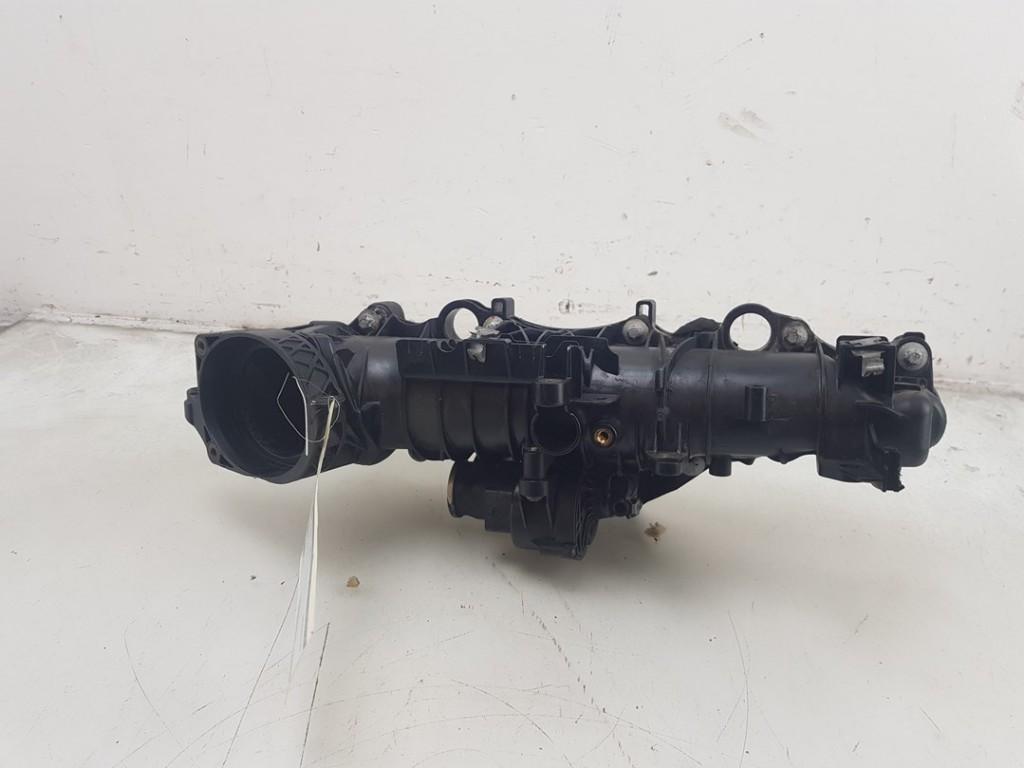 COLLECTEUR D'ADMISSION Mercedes-Benz V (447.8), Dhr. J. Ham, Mercedes-Benz, Administratie@autoham.nl, Utilisé