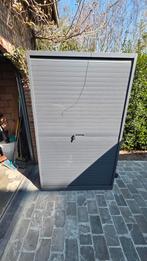 Kast met schuifdeur, Ophalen