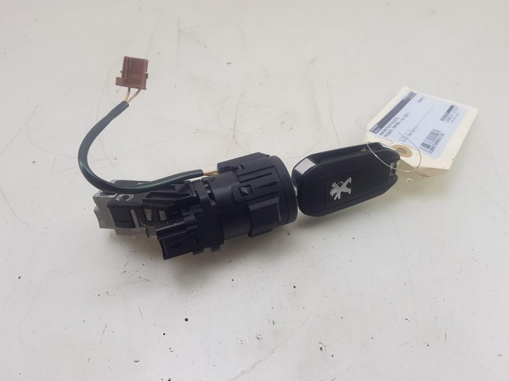 NEIMAN / COMMUTATEUR D ALLUMAGE + CLEF (|1608682880|16170212, Dhr. J. Ham, Administratie@autoham.nl, Utilisé, Peugeot