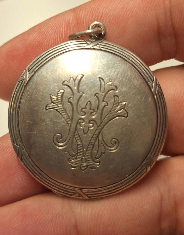 Antiek zilveren militair foto-medaillon 1900 – Nederlandse, Handtassen en Accessoires, Kettinghangers, Zilver, Zilver, Ophalen