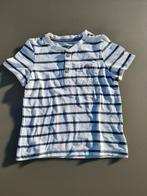 wit met blauwe strepen t-shirt of polo, CA, 116, Kinderen en Baby's, Kinderkleding | Maat 116, Ophalen, Zo goed als nieuw
