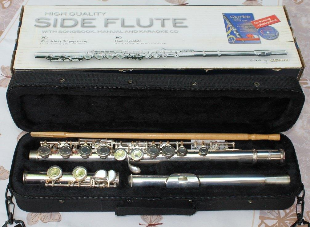 dwarsfluit C.GIANT, Muziek en Instrumenten, Ophalen of Verzenden, Zo goed als nieuw, Dwarsfluit, Met koffer of tas