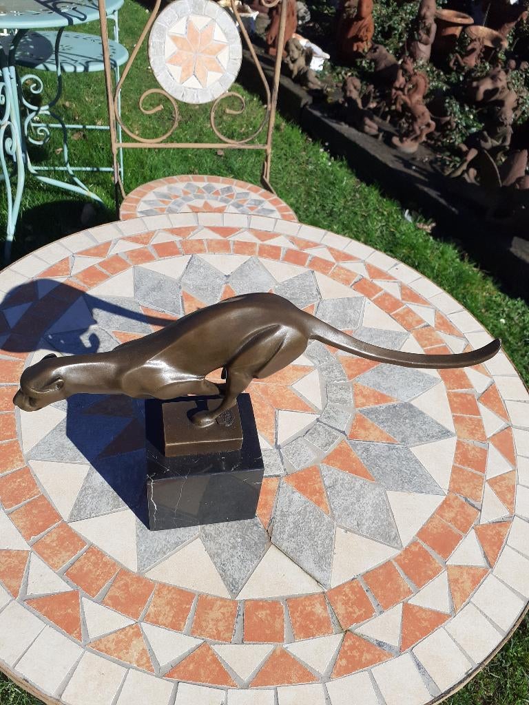 PANTHERE,COUGARD EN BRONZE A LA COURSE SUR SOCLE, Antiquités & Art, Antiquités | Bronze & Cuivre, Bronze, Enlèvement ou Envoi