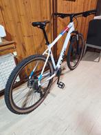 Vtt CUBE Taille XL 29pouces, Fietsen en Brommers, Ophalen, Gebruikt, Trek