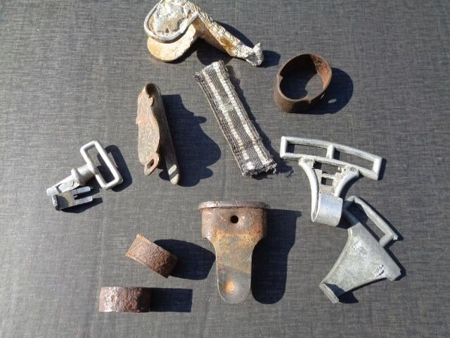 bodemvondsten en keldervondsten WO2 , deel 3, Collections, Objets militaires | Seconde Guerre mondiale, Armée de terre, Enlèvement ou Envoi