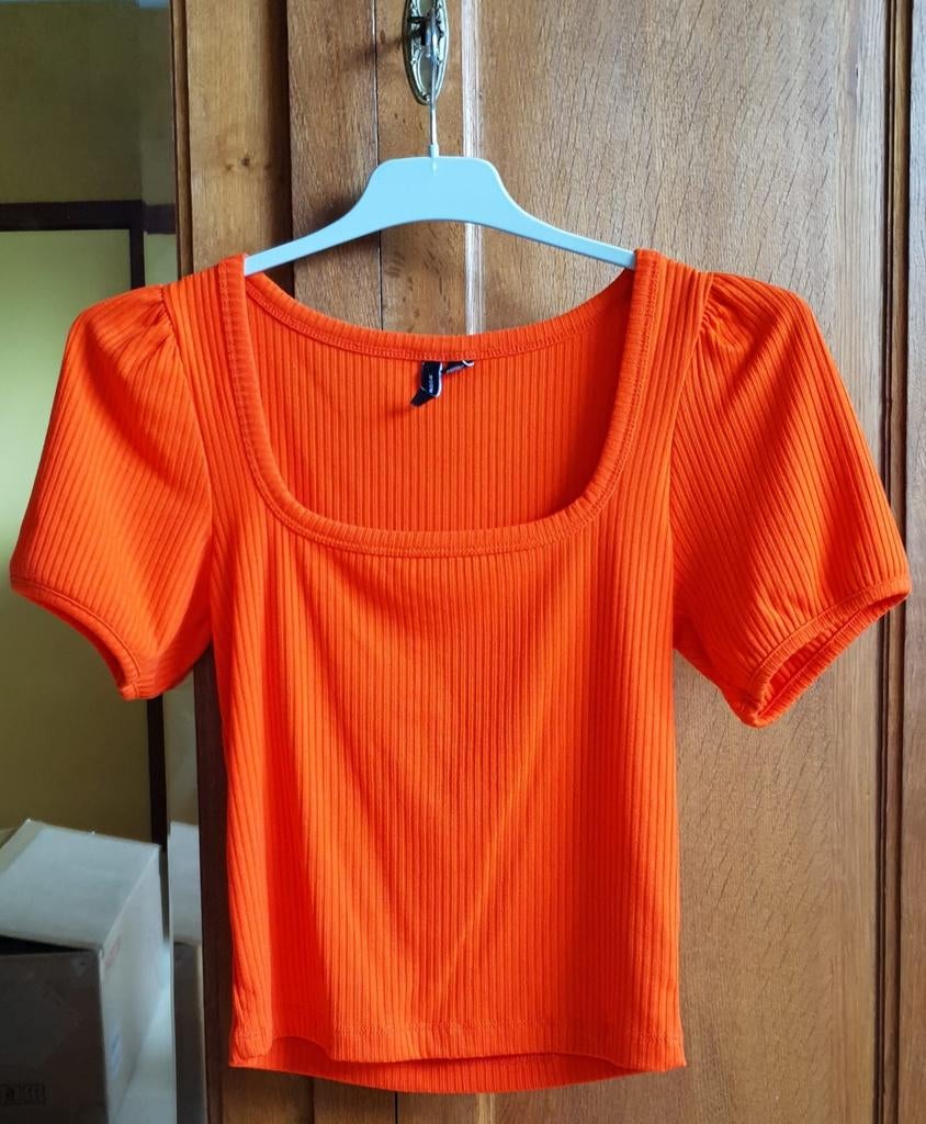 Ongedragen Vero Moda T-shirt maat S - oranje, Vêtements | Femmes, T-shirts, Manches courtes, Enlèvement ou Envoi, Vero Moda, Taille 36 (S)