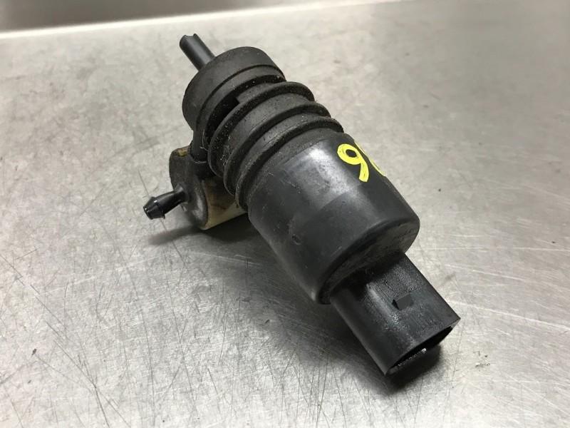 LAVE-GLACE POMPE AVANT Daewoo / Chevrolet Aveo (|55566898|), Utilisé, Daewoo
