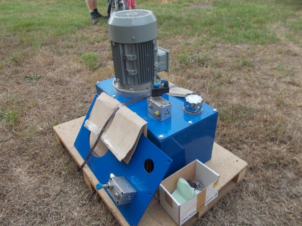 hydrolische oliegroep Emi (nieuw), Diversen, Overige Diversen, Ophalen