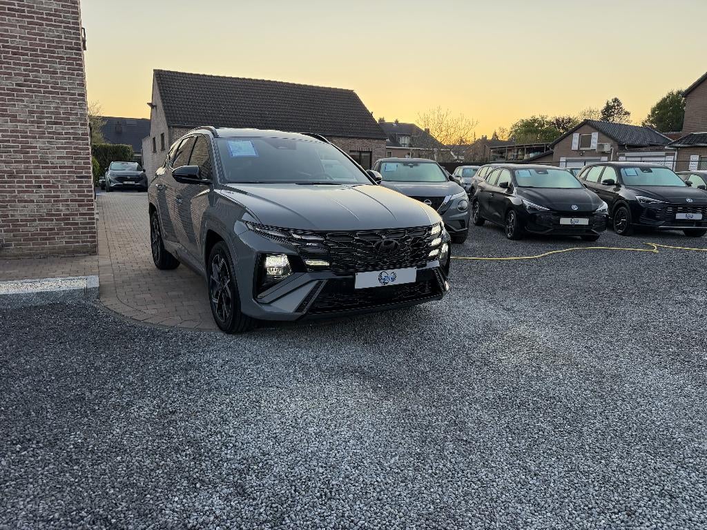 Hyundai TUCSON 1.6 T-GDi 150PK N-LINE DCT NIEUW MODEL 5J/G, Autos, Hyundai, Argent ou Gris, Achat, Entreprise, Noir