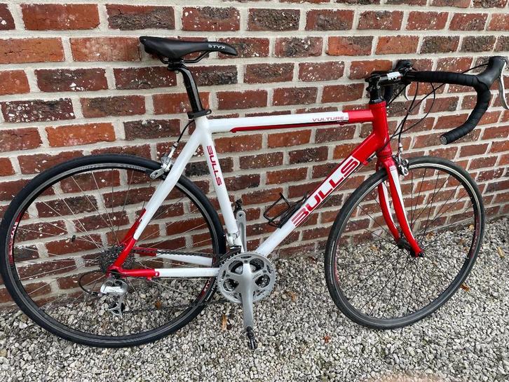 Koersfiets BULLS - framemaat 56 - zeer goede staat, Fietsen en Brommers, Fietsen | Racefietsen, Gebruikt, Meer dan 20 versnellingen