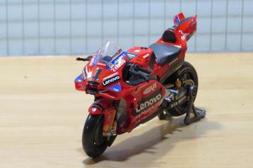 Francesco Bagnaia Ducati Lenovo Desmosedici 2024 1:18  beschikbaar voor biedingen