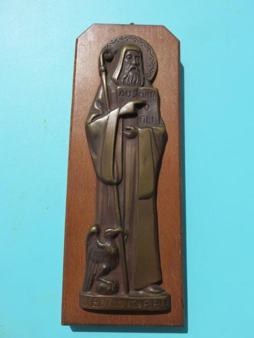Oude plaquette van Saint Benoît, Antiek en Kunst, Antiek | Religieuze voorwerpen, Ophalen of Verzenden